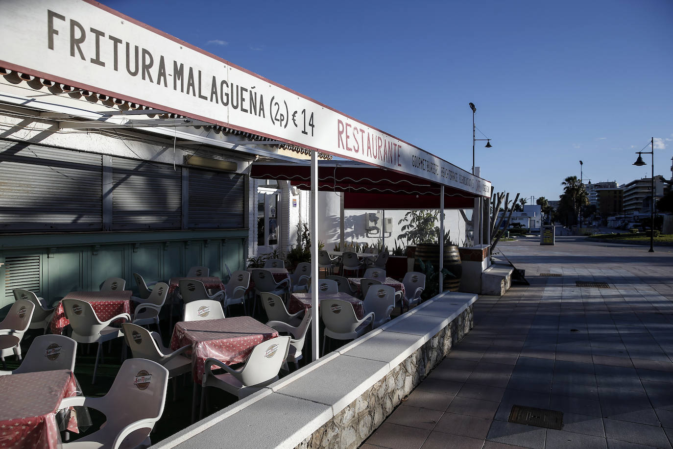 Playas desiertas en la costa de Torremolinos