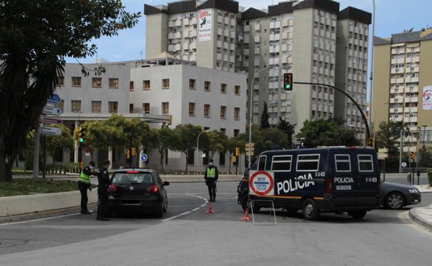 Vídeo | Control policial a la salida de Málaga