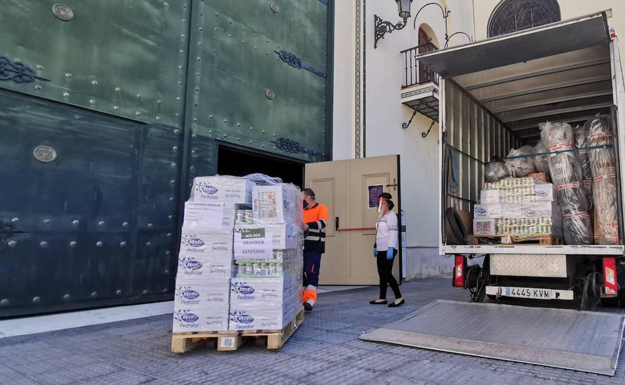 La Archicofradía del Paso y la Esperanza va a repartir leche infantil y potitos. 