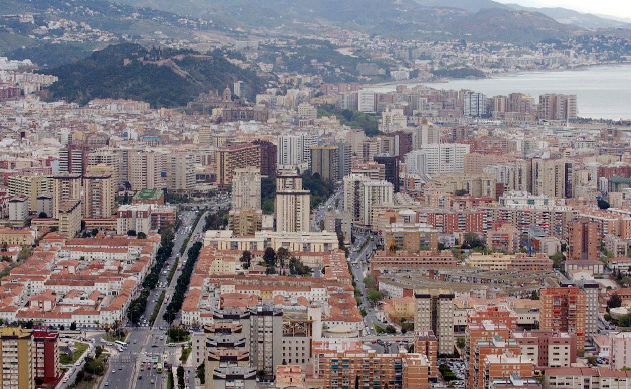 Las consultoras aseguran que los inversores mantienen a la capital en su objetivo. 