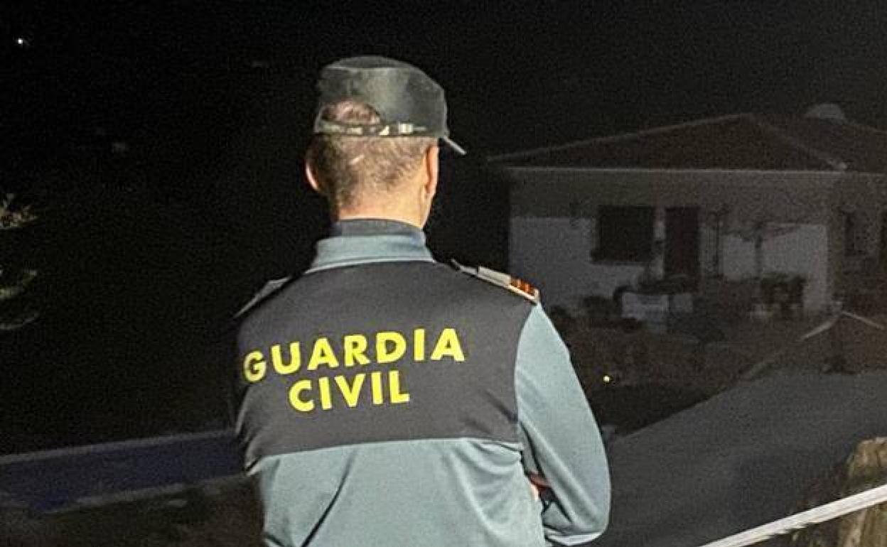 La Guardia Civil detuvo al hombre en un control 