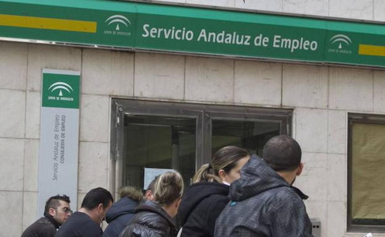 Analistas prevé que el PIB andaluz pueda caer hasta el 11,5 % y rebote no menos del 5,6% en 2021