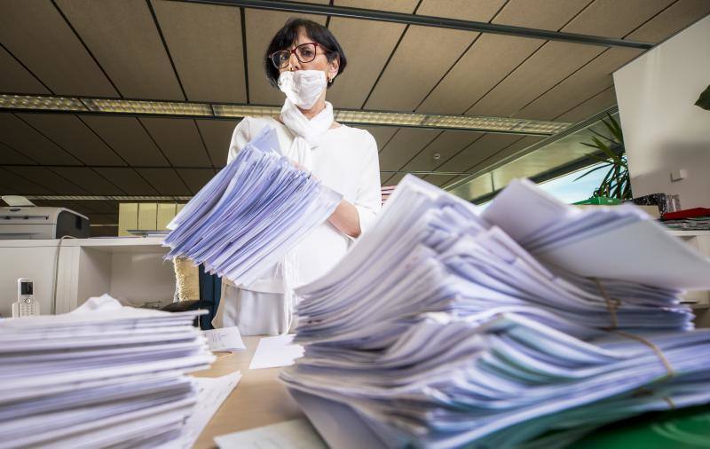 Sindicatos vigilarán por el cumplimiento estricto de las medidas de seguridad en la vuelta presencial de los empleados de la Junta