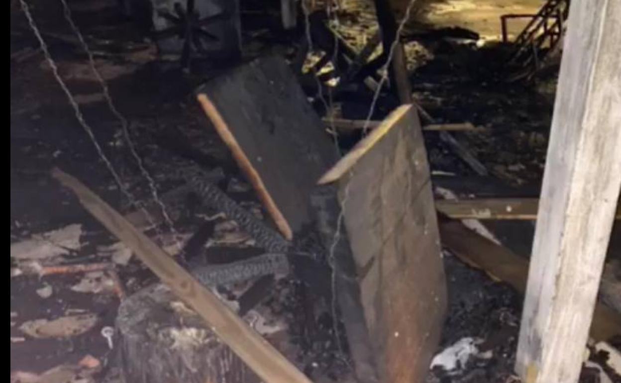 Destrozos ocasionados por el fuego 