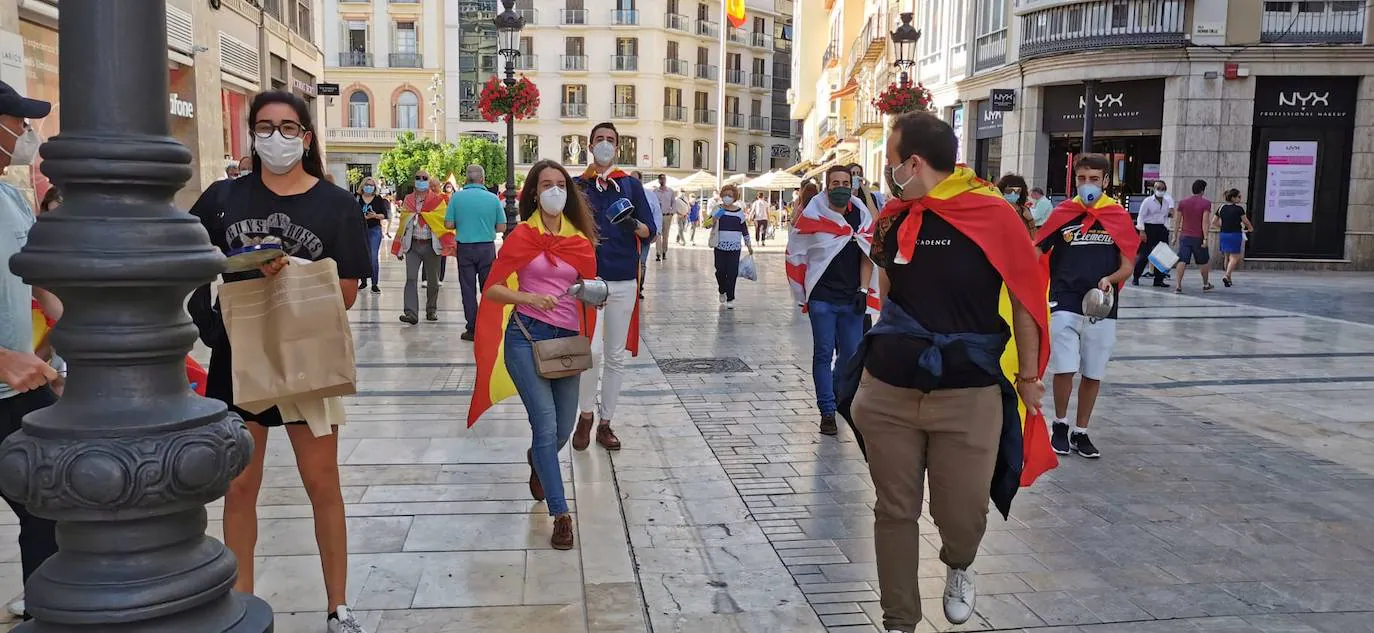 Decenas de personas llenaron calle Larios en la protesta 