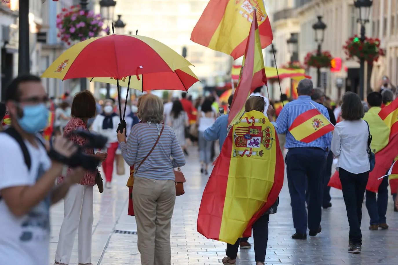 Decenas de personas llenaron calle Larios en la protesta 