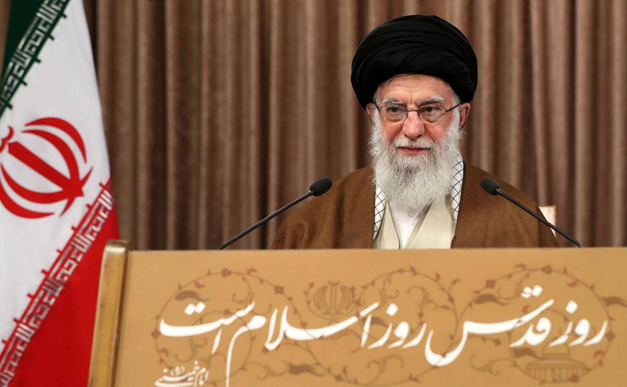 El Líder Supremo de Irán, Alí Jamenei, durante su intervención este viernes.