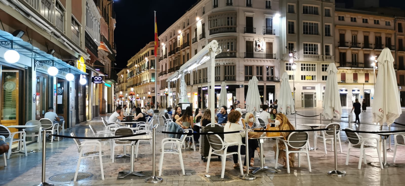 La vuelta a los bares y terrazas revela una nueva forma de vivir la noche en Málaga