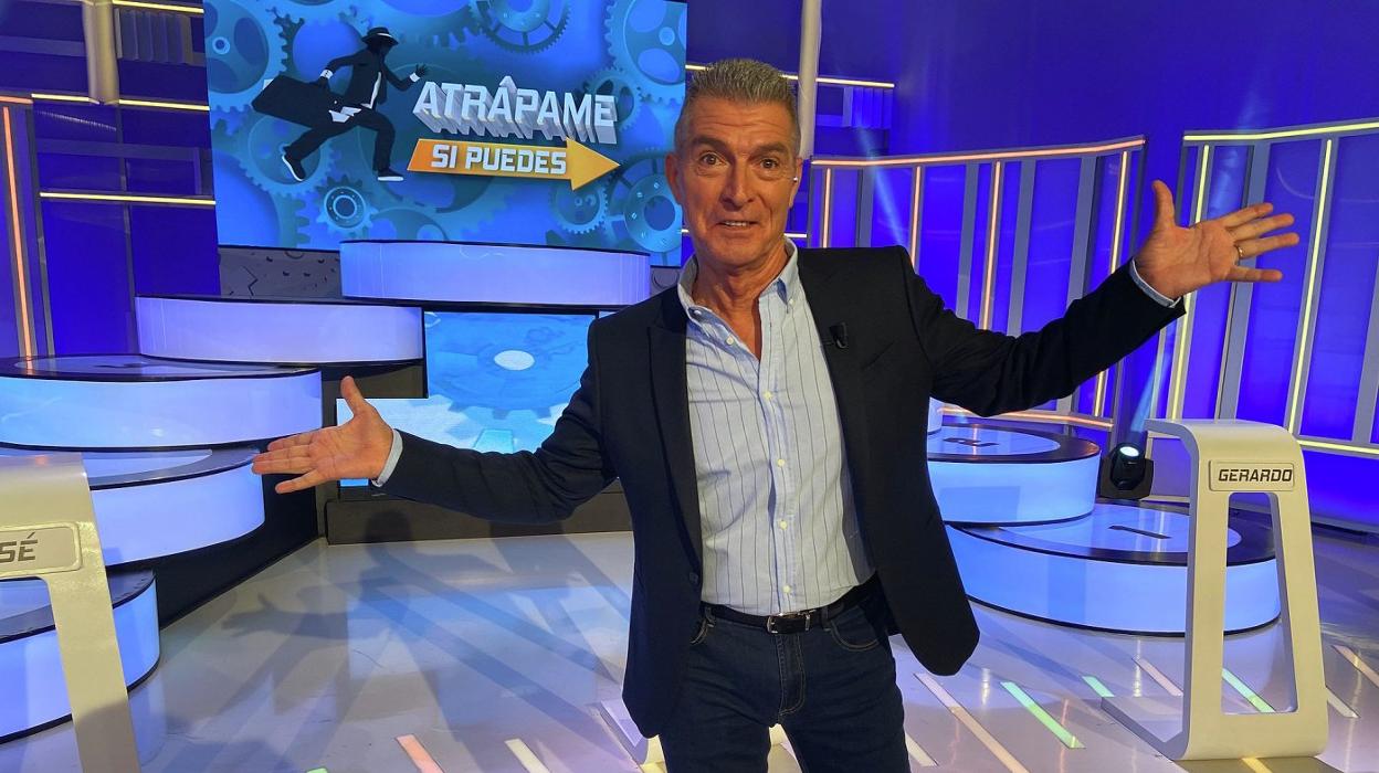 Manolo Sarria vuelve a Canal Sur con un concurso en 'prime time'