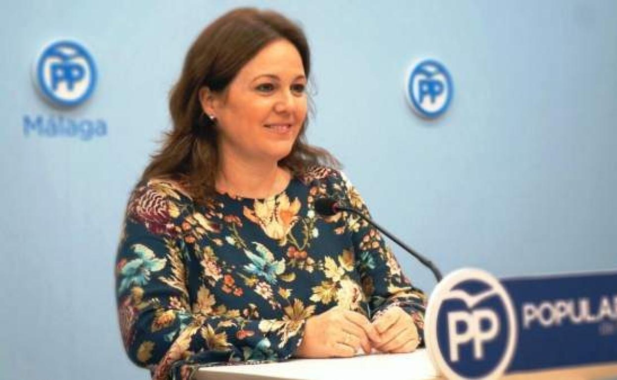 La portavoz del PP en el Ayuntamiento de Algarrobo, Natacha Rivas. 