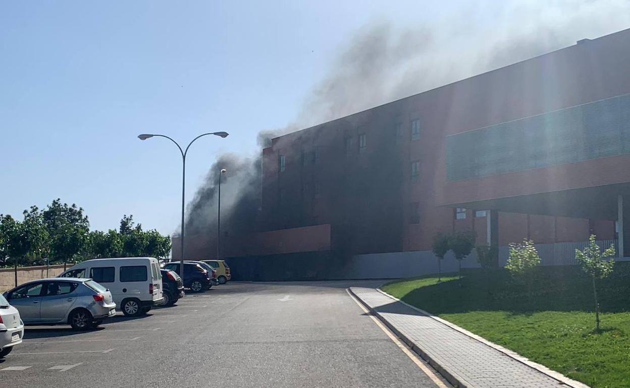 Imagen del incendio en el hospital de Hellin 