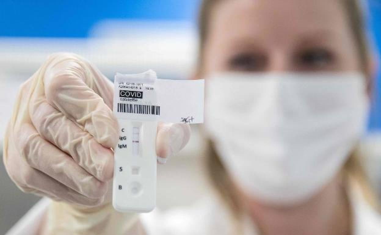 Confinadas 27 personas de una fiesta familiar en Córdoba por dar positivo uno de ellos procedente de Bélgica