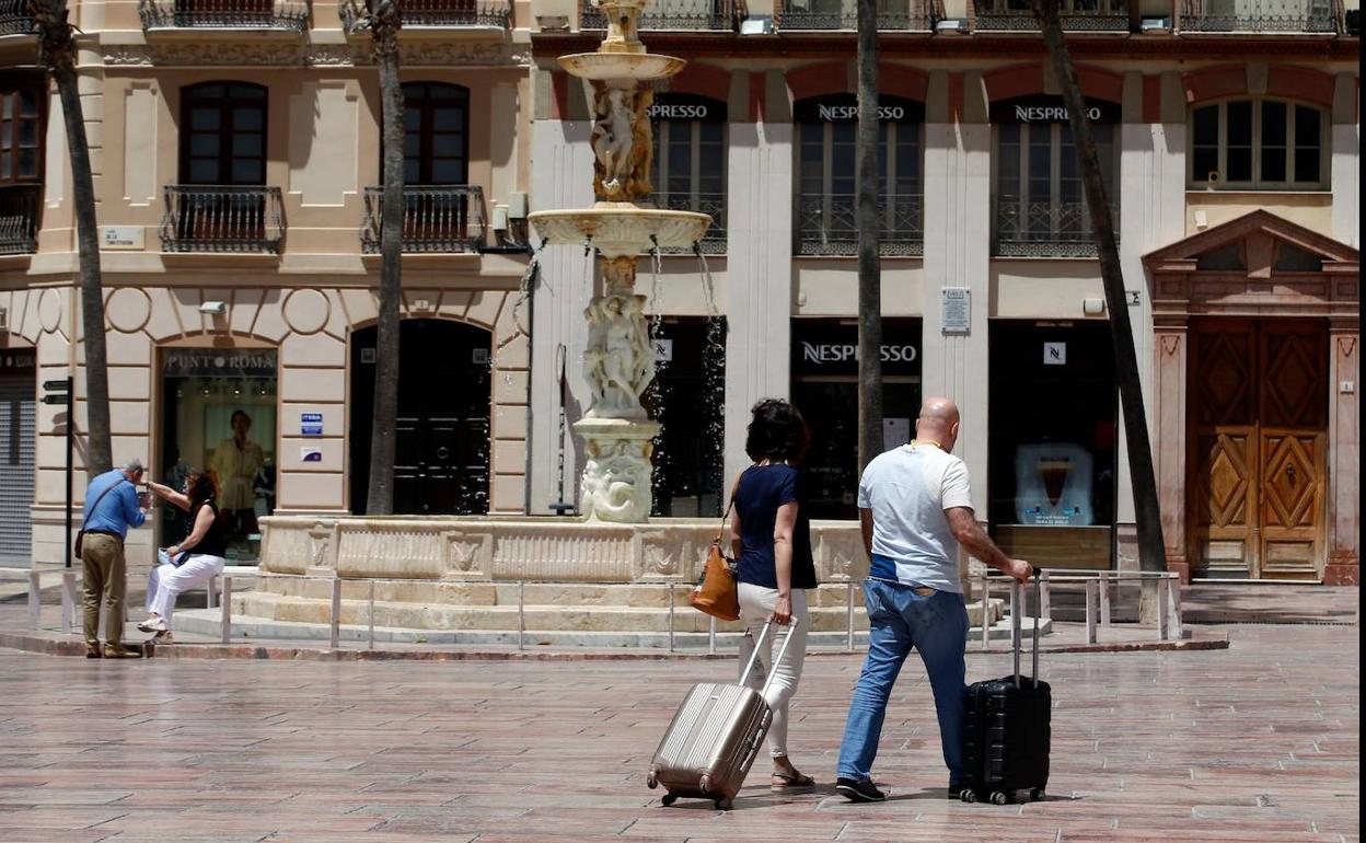 Hoteleros y hosteleros creen que la movilidad entre provincias andaluzas será un paso importante en la recuperación de su actividad. 