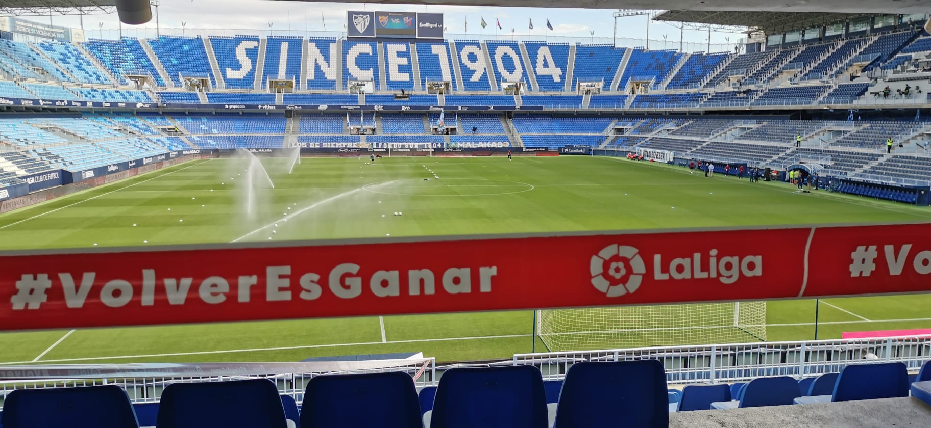 La vuelta del fútbol a La Rosaleda tras el parón de LaLiga por la pandemia