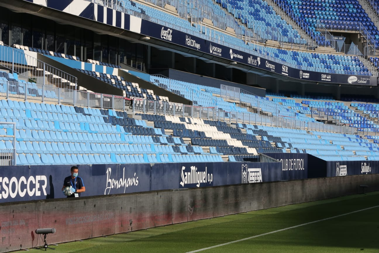 La vuelta del fútbol a La Rosaleda tras el parón de LaLiga por la pandemia