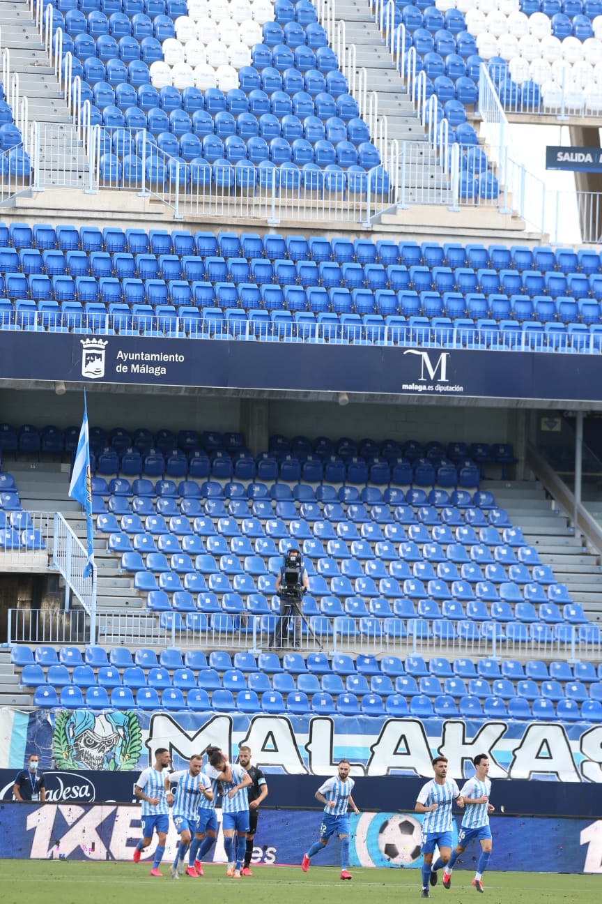 La vuelta del fútbol a La Rosaleda tras el parón de LaLiga por la pandemia