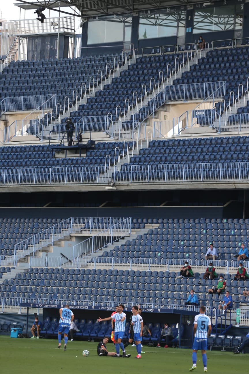 La vuelta del fútbol a La Rosaleda tras el parón de LaLiga por la pandemia