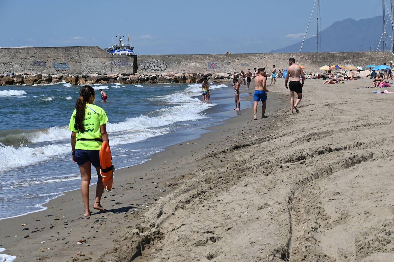 El Plan de Playas Seguras es una iniciativa pionera en España que cuenta con una inversión de 34 millones y medio de euros,