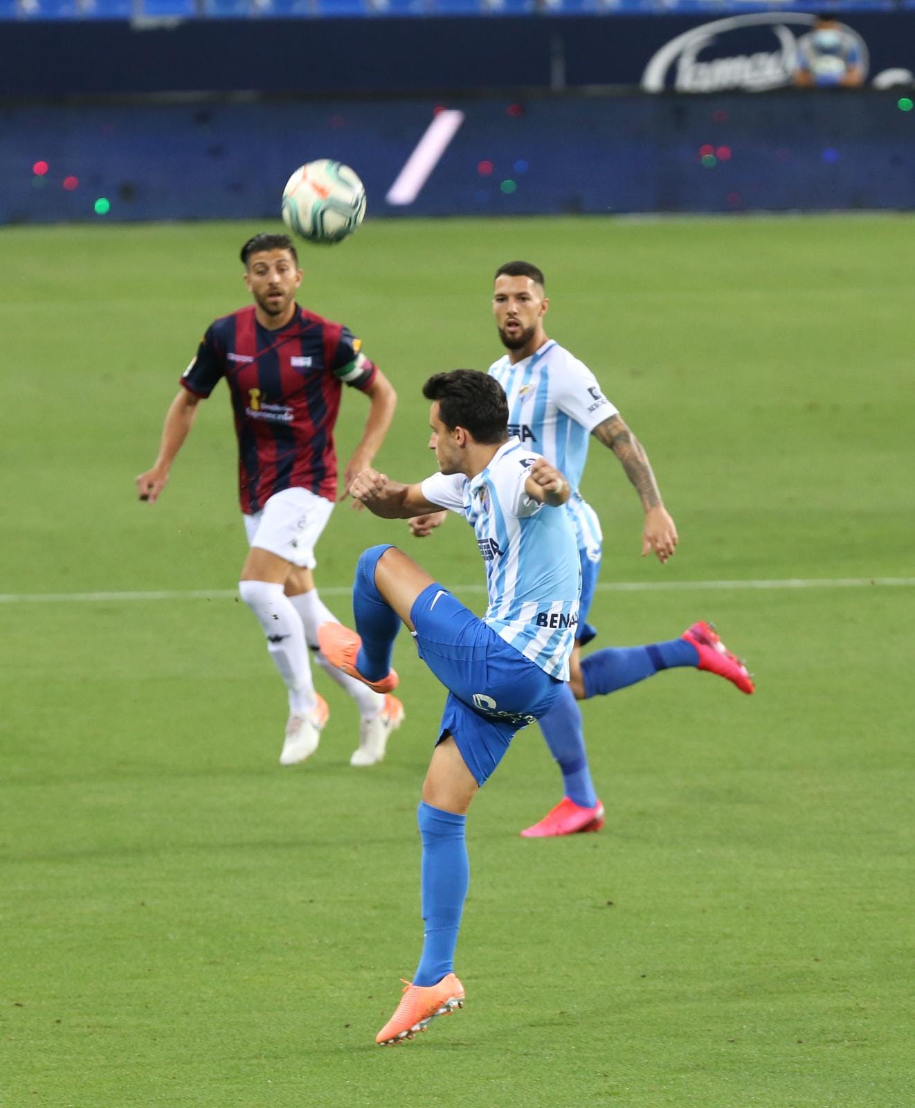 Todos los momentos del partido en imágenes desde La Rosaleda, que por segunda vez abre sus puertas para el fútbol pero sin aficionados en las gradas. 
