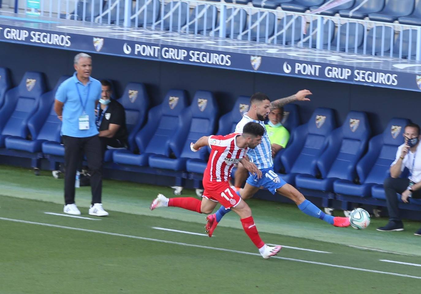 El Málaga gana al Girona (2-0).