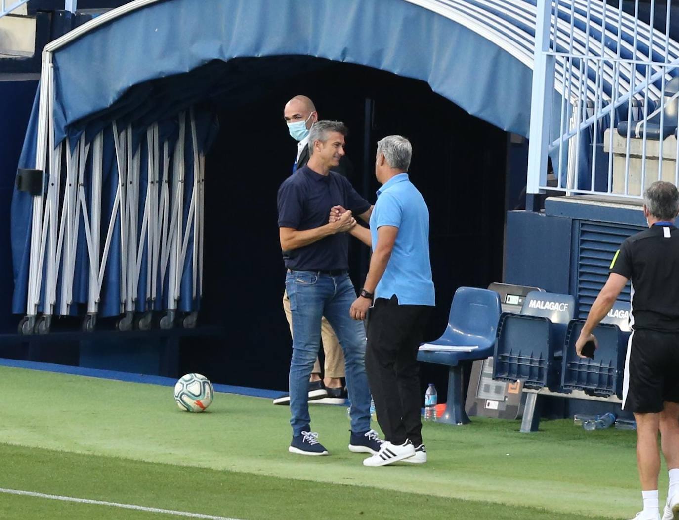 El Málaga gana al Girona (2-0).