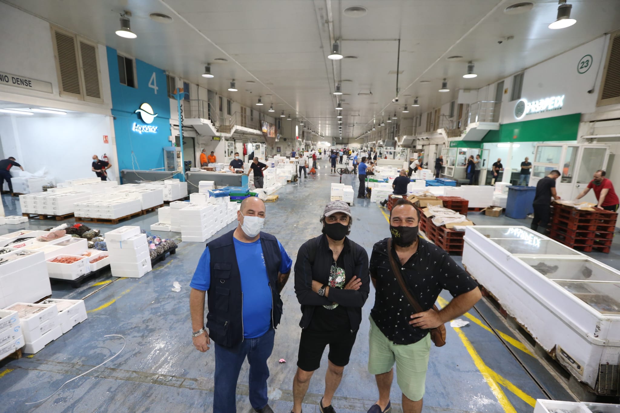 Varios puestos de Mercamálaga, realizan a diario el espectacular despiece de esta especie tan apreciada en el mundo