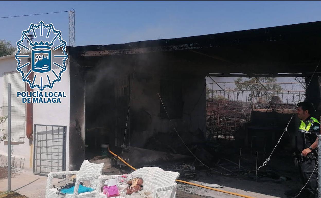 Detenidos un hombre y su suegro tras hallar una plantación de marihuana a causa de un incendio en Ermita de los Verdiales