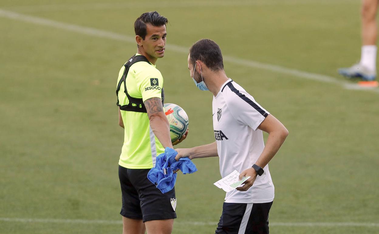 Luis Hernández viaja a Gijón