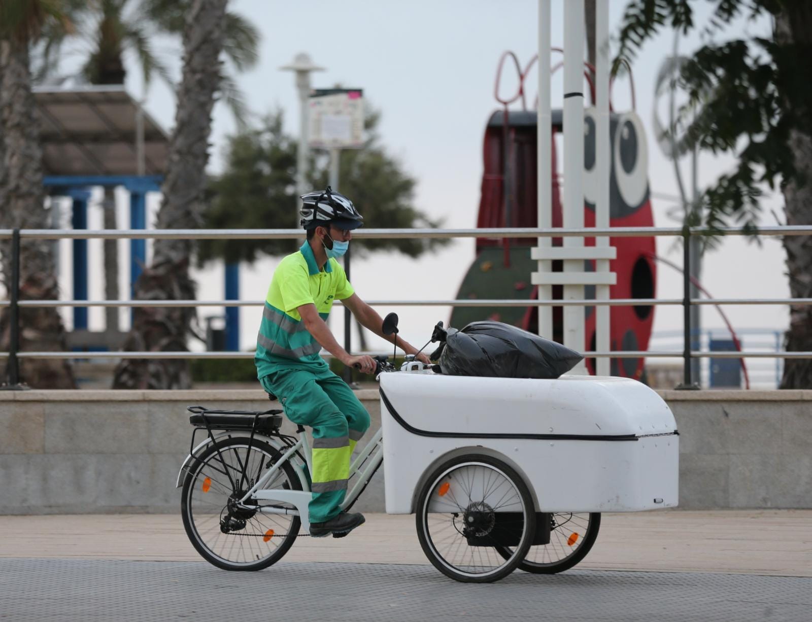 Por lo general, un cumplimiento de la normal con algo más de relajación en las playass