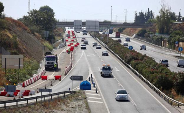 Obras para ampliar la capacidad del ramal de acceso a la carretera del PTA. 