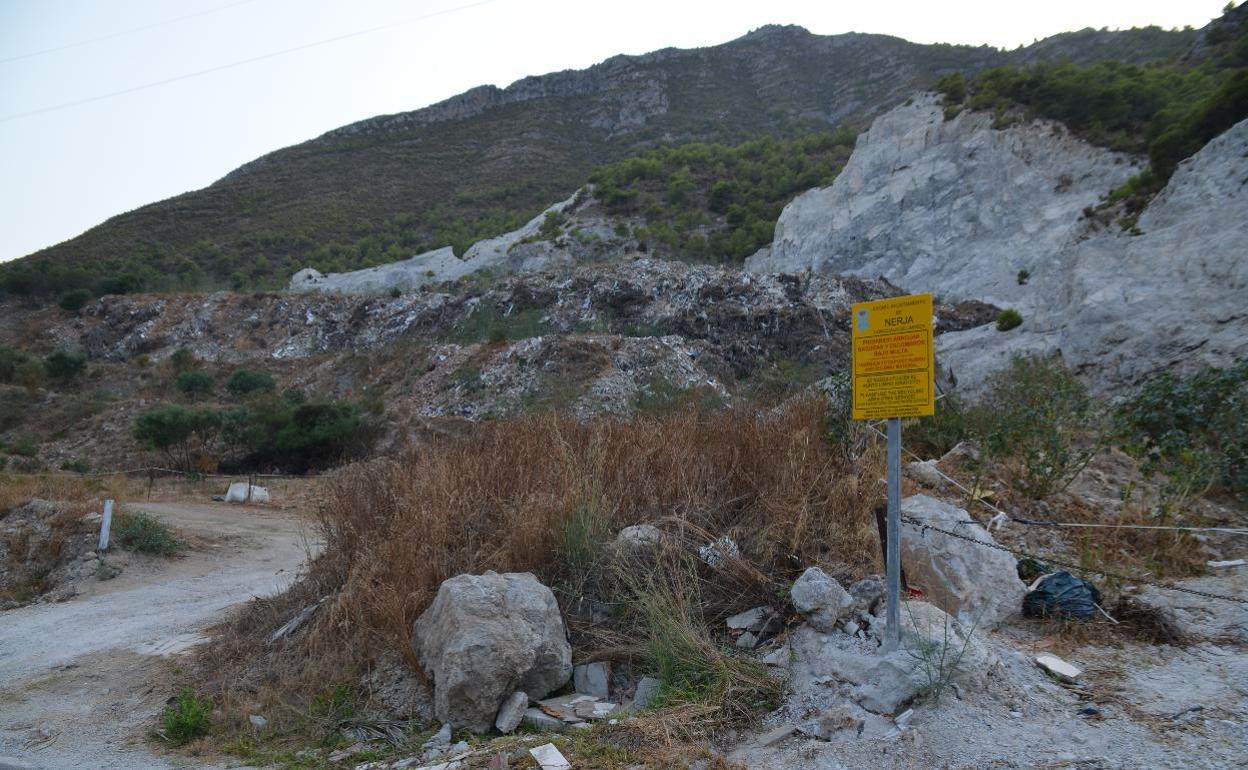 El vertedero ilegal del río de la Miel funcionó entre junio de 1998 y septiembre de 2016. 