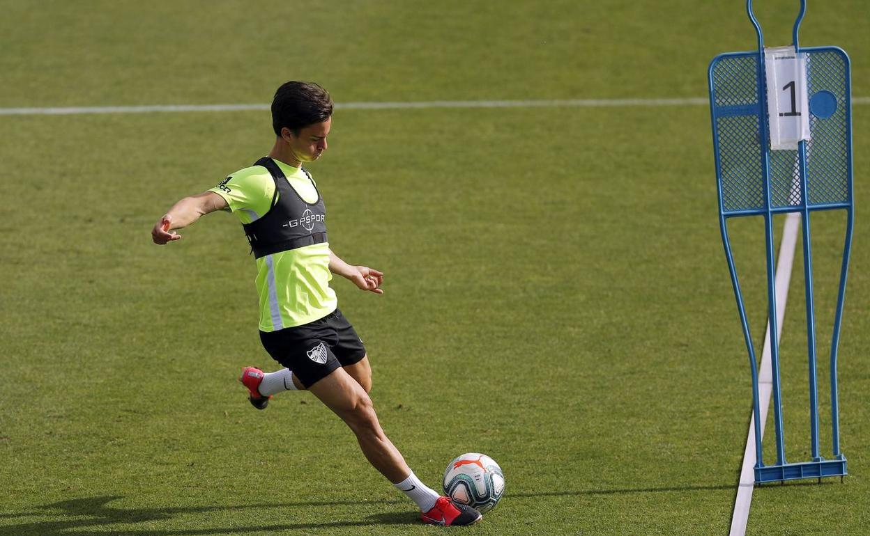 Juanpi, en un entrenamiento tras el parón. 