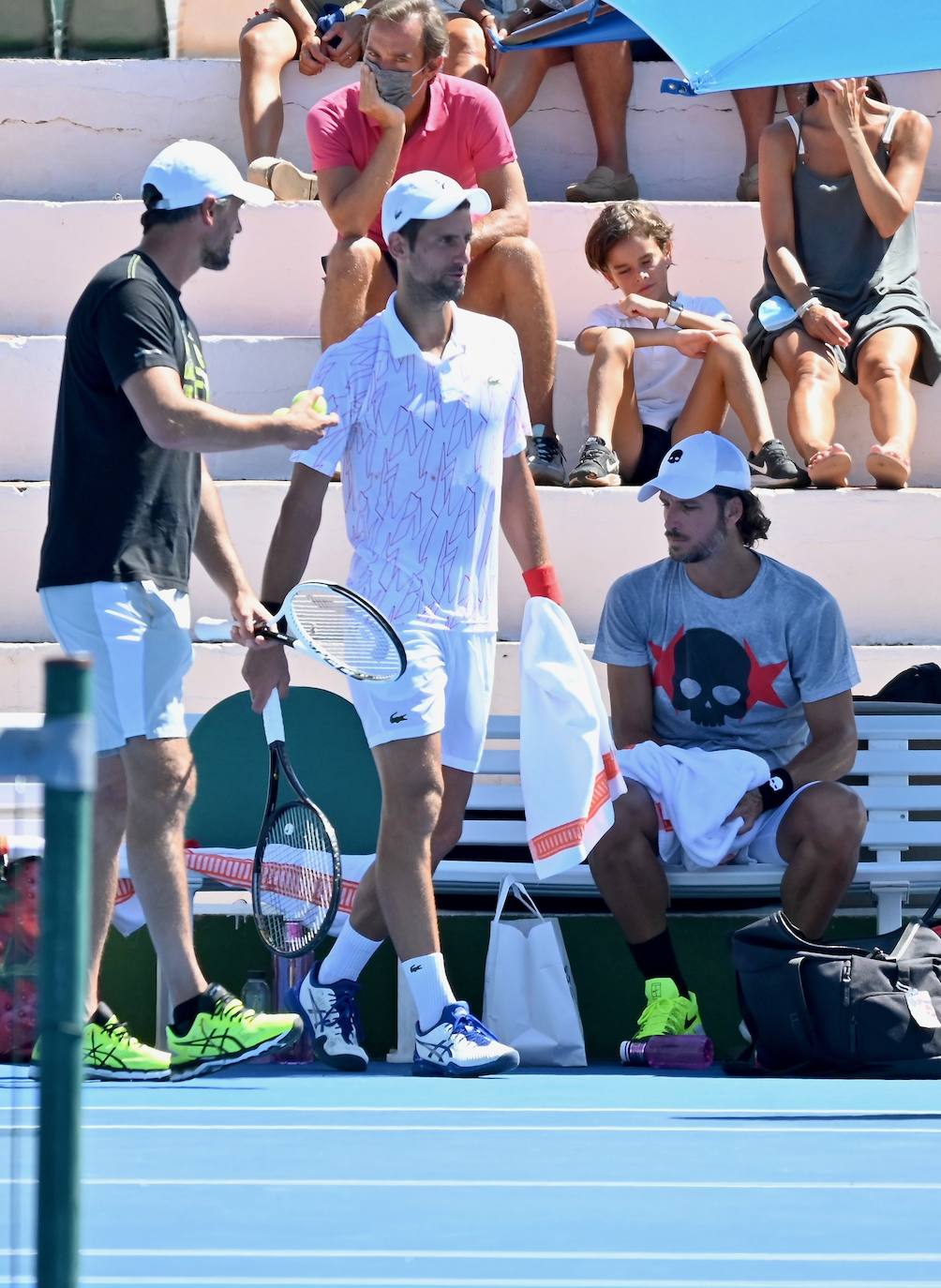 Fotos: Djokovic prepara en Marbella su próxima gira por Estados Unidos