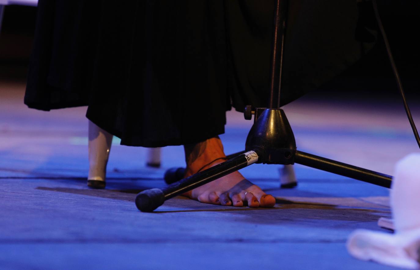 Un concierto por todo lo alto con el acompañamiento vocal y a la guitarra de Ricardo Marín