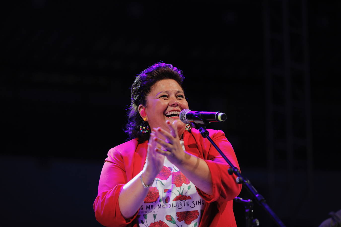 María Peláe y Encarni Navarro fueron algunas de las protagonistas destacadas de la velada en la plaza de toros 