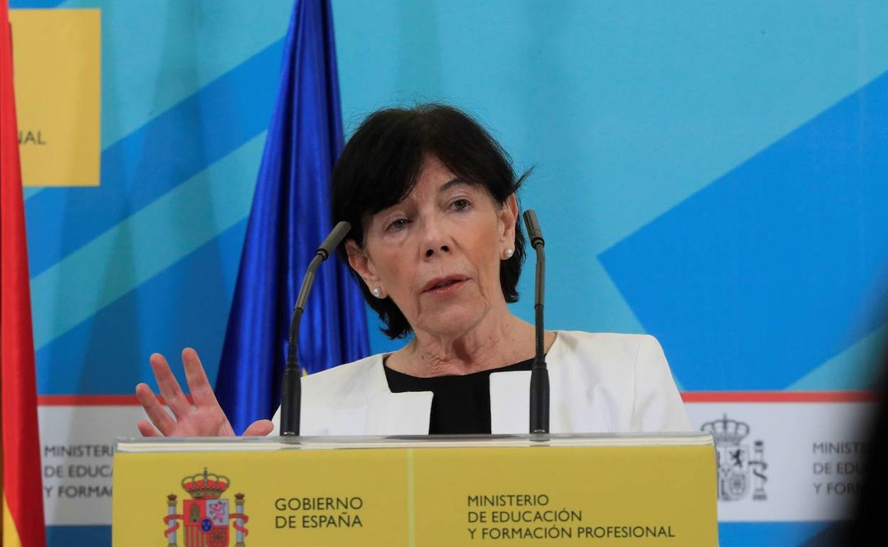 La ministra de Educación, Isabel Celaá, en una imagen de archivo.