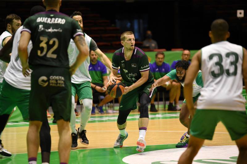 El Unicaja empieza la pretemporada con victoria. 