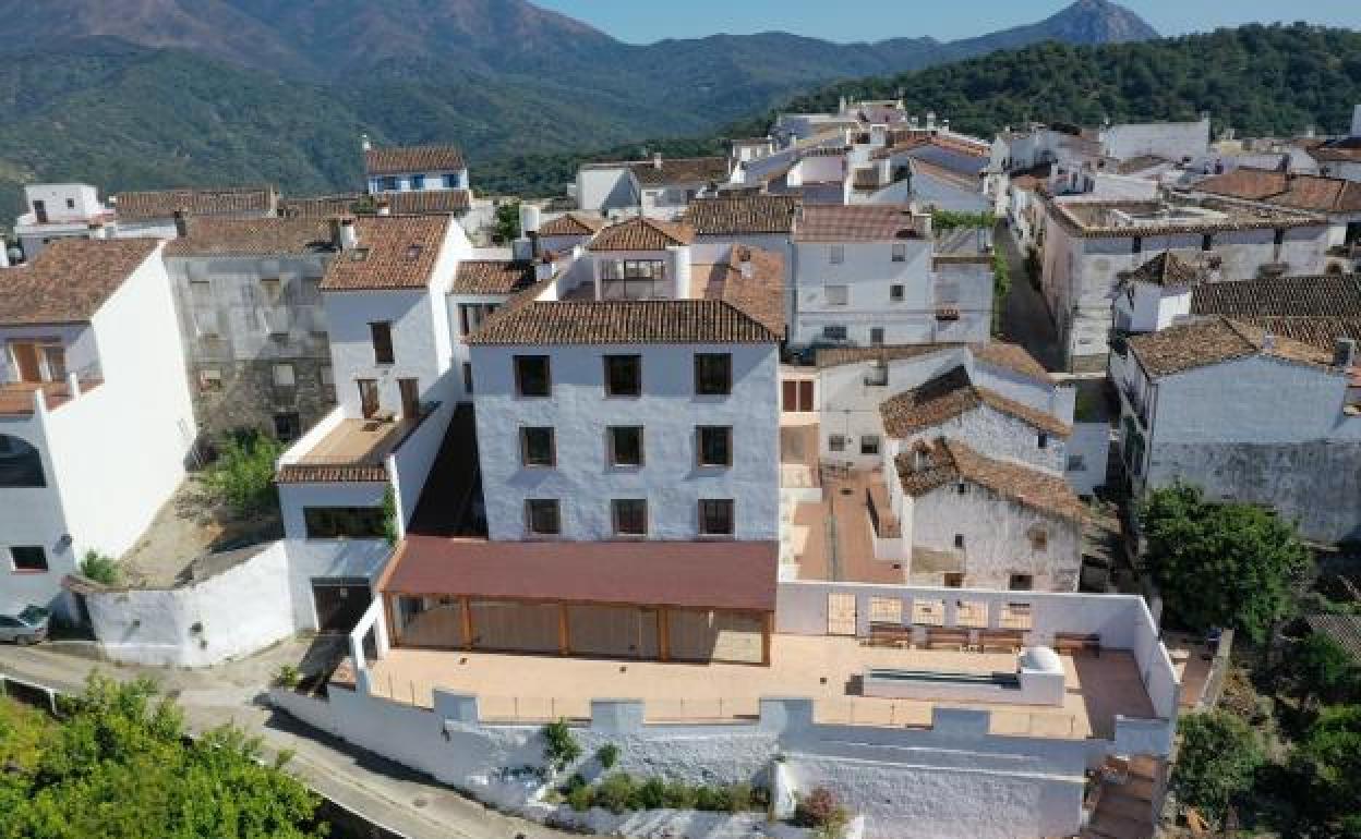 Benarrabá hace test serológicos a 70 empleados municipales y vecinos