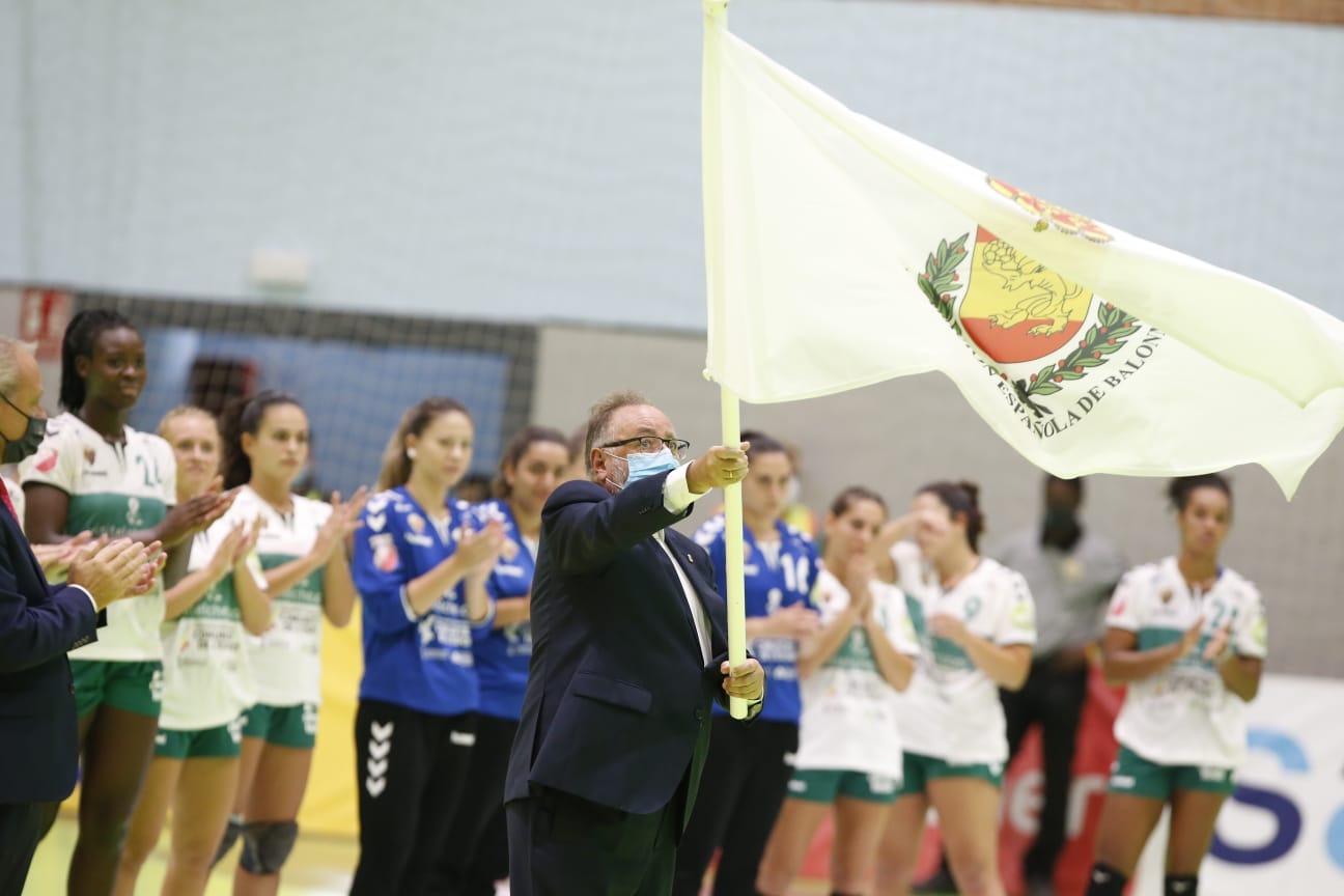 El Rincón Fertilidad se enfrentó al Balonmano Elche en Alhaurín de la Torre