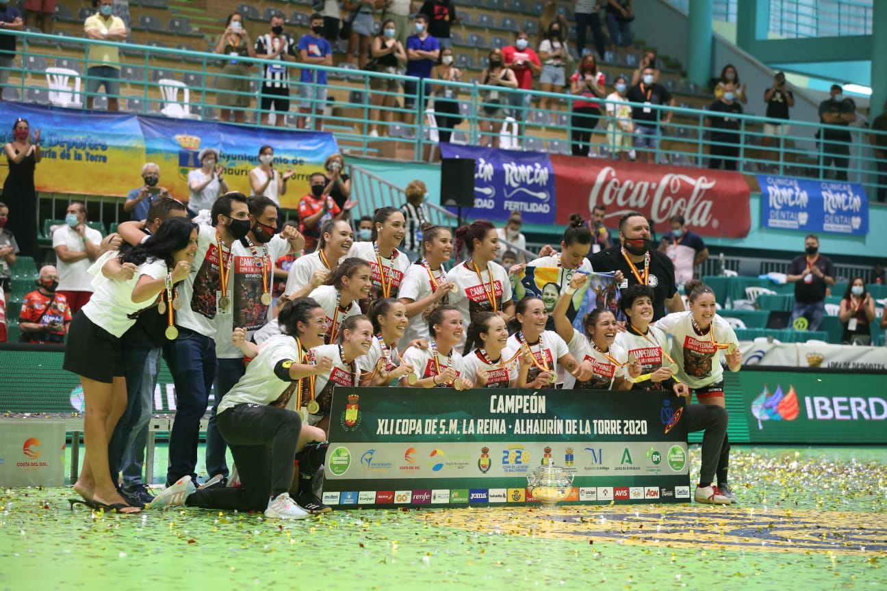 El Rincón Fertilidad se enfrentó al Balonmano Elche en Alhaurín de la Torre