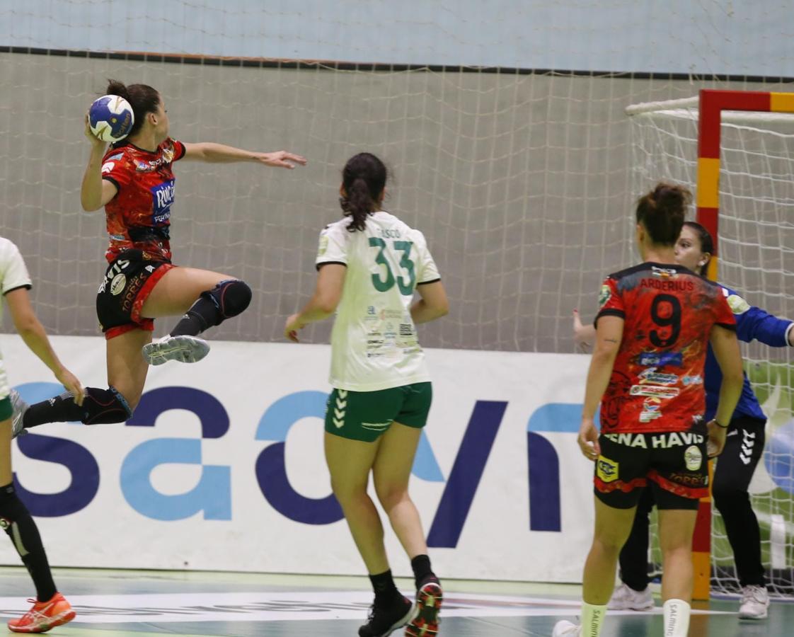 El Rincón Fertilidad se enfrentó al Balonmano Elche en Alhaurín de la Torre