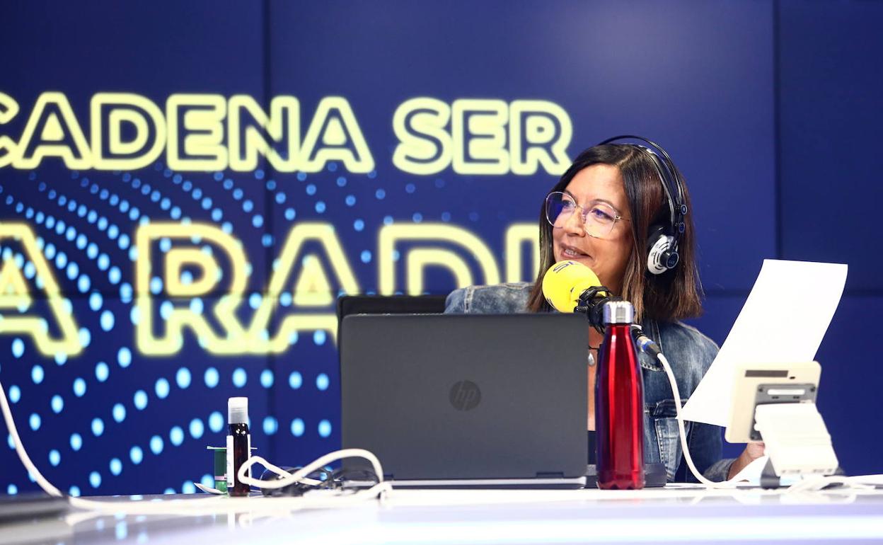 La periodista en su programa'Hoy por Hoy ' de Cadena SER.