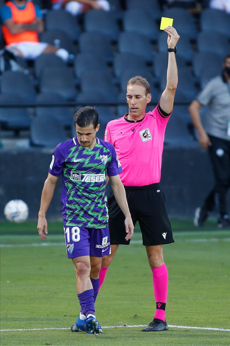 El Málaga logra su primer triunfo de la temporada. 