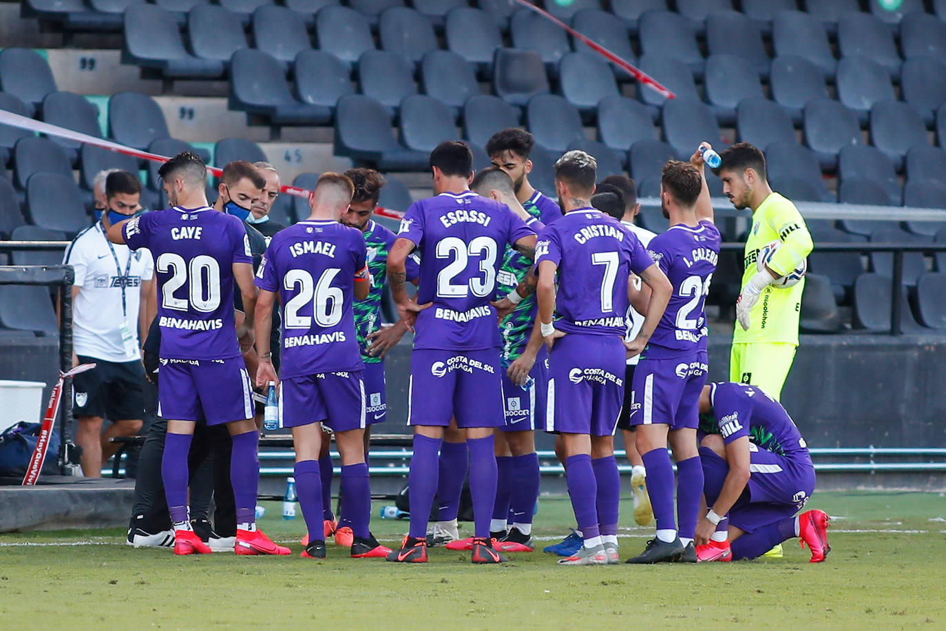 El Málaga logra su primer triunfo de la temporada. 