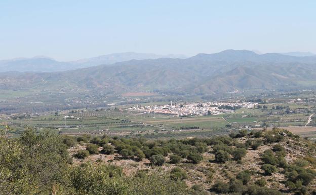 Al norte se ve la pedanía de Villafranco del Guadalhorce