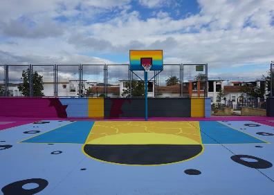 Imagen secundaria 1 - Víctor García, el malagueño que alegra el baloncesto