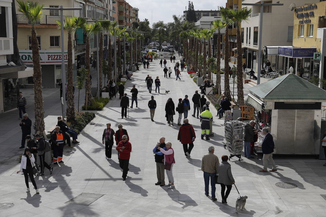 Arquitectos en Málaga: Salvador Moreno Peralta (peatonalización del centro de Torremolinos). 