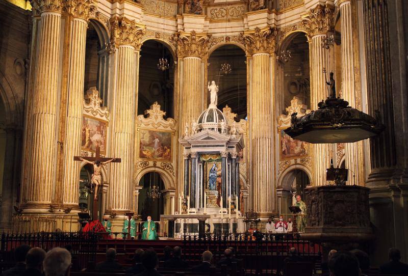 El Cristo Mutilado (ahora llamado de la Clemencia) ha recuperado la pierna derecha y el pie izquierdo.