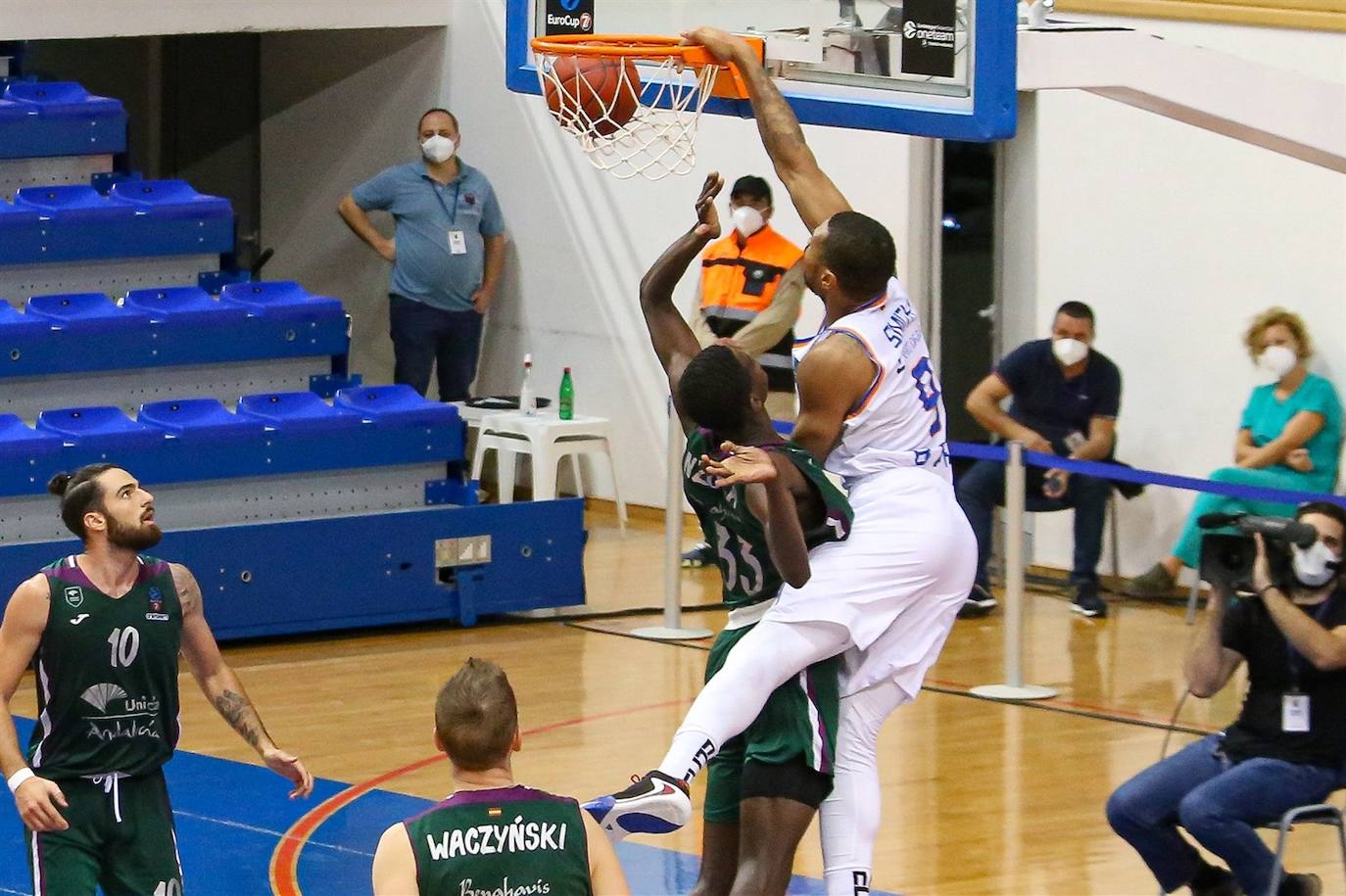 El Unicaja sufrió la primera derrota europea de la temporada