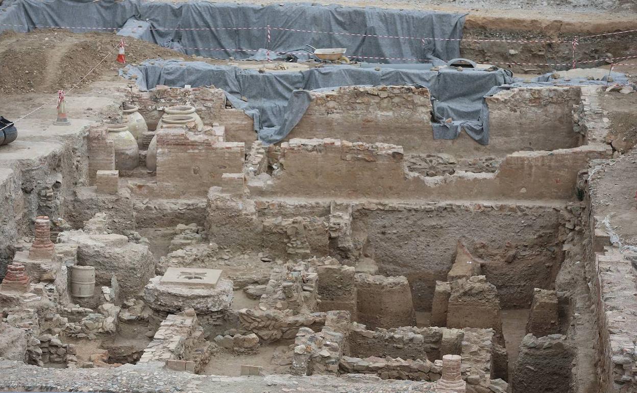 Aspecto de la excavación arqueológica desarrollada en el solar de los cines Astoria y Victoria. 